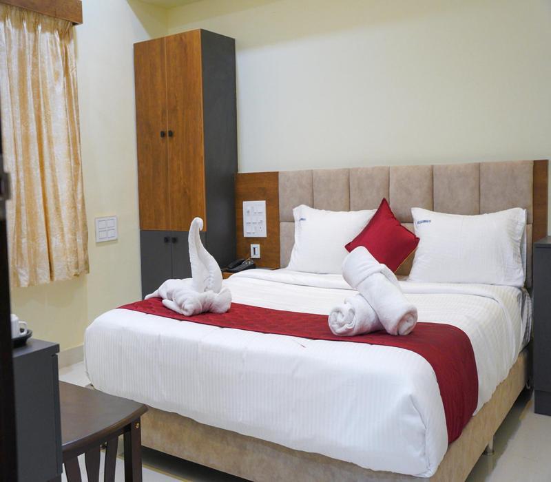 Hotel Gsr Srinivasa Inn Тирупати Номер фото
